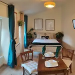 Apartment La