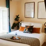 Apartment La